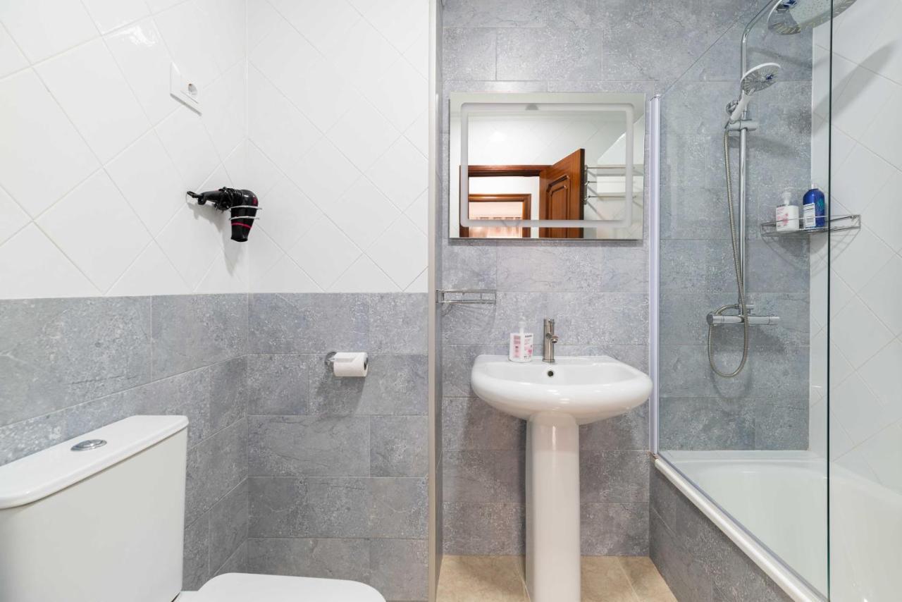 Apartamento Espacioso Cerca De La Playa Con Aire Acondicionado Apartment Moaña Екстериор снимка